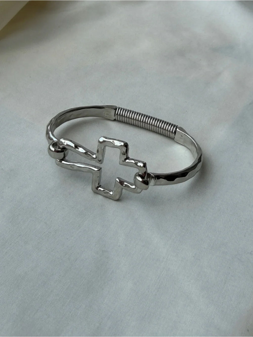 Men's Silver Cross Link Bangle Bracelet